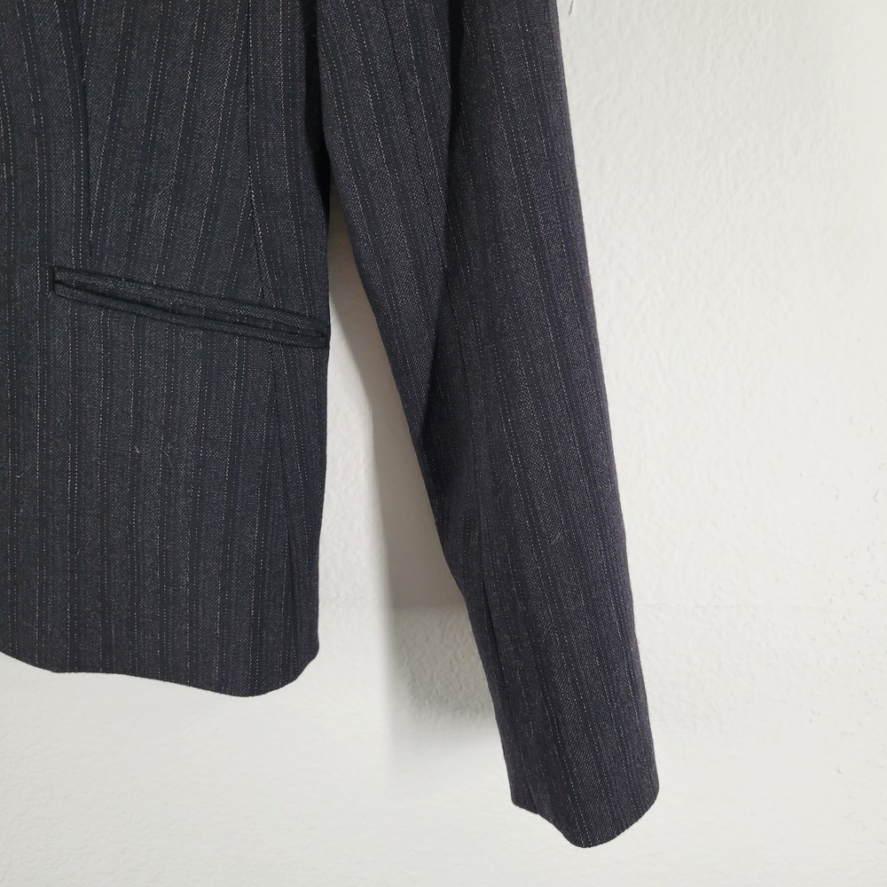 Theory Blazer Womens 2 Charcoal Gray Pinstripe Wool Blend Single Button Jacket - Picture 4 of 9